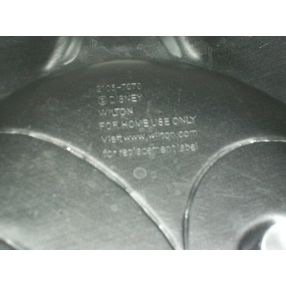 Disney Wilton Mickey Mouse Shaped Character Cake Pan Bakeware  2105-7070 - Picture 5 of 9